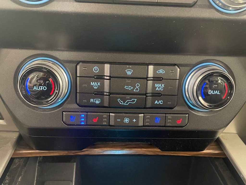 Used 2019 Ford F150 Lariat w/ Equipment Group 502A Luxury AWD/4WD image 22