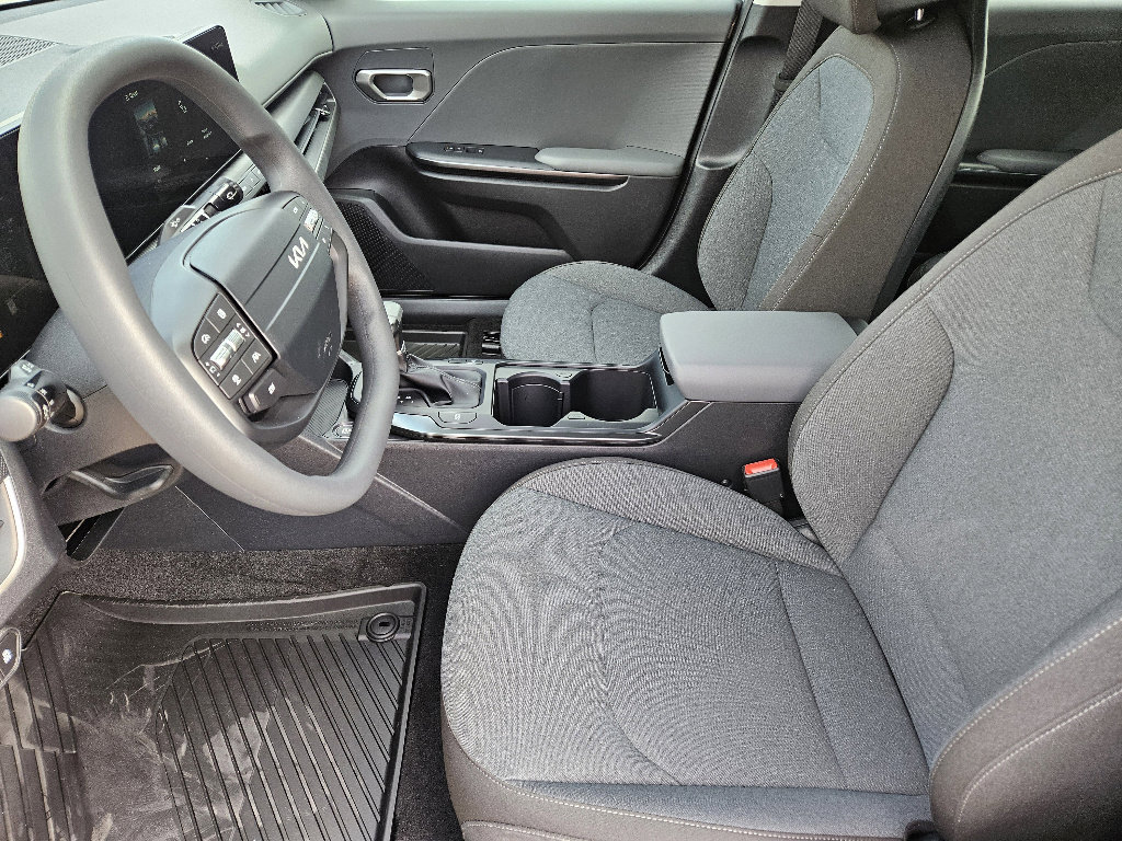 New 2026 Kia K4 LXS image 9