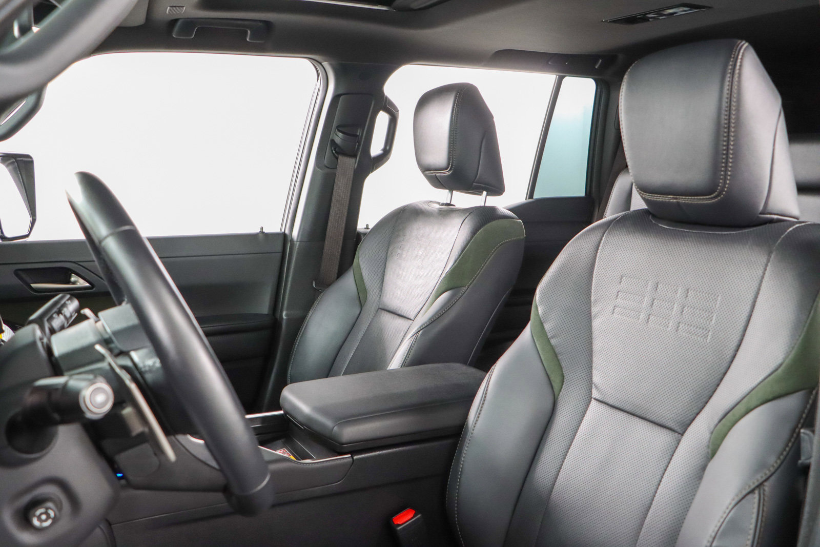 Used 2024 Lexus GX 550 image 25