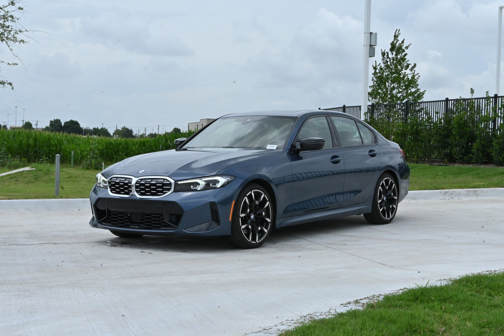 Certified 2025 BMW M340i RWD image 5