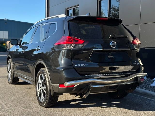 Used 2017 Nissan Rogue SL w/ SL Premium Package AWD/4WD image 5