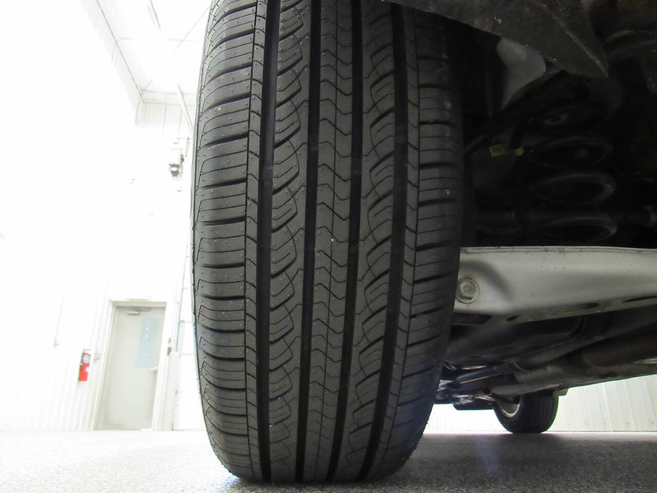 Used 2022 Chevrolet Equinox LS w/ LS Convenience Package AWD/4WD image 18