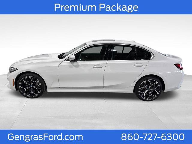 Used 2025 BMW 330i xDrive Sedan w/ Premium Package image 9