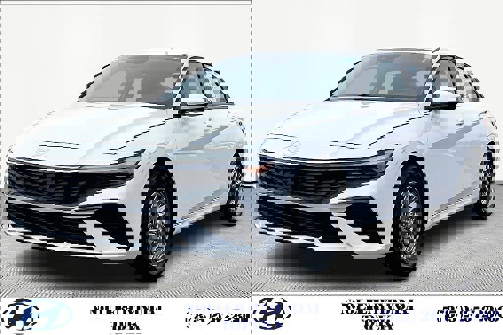 Used 2024 Hyundai Elantra SE