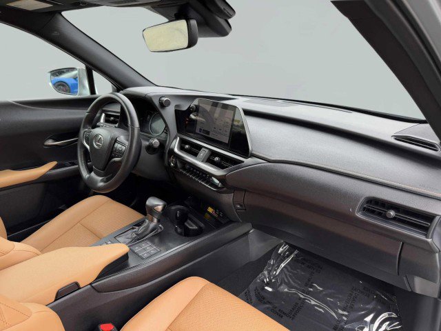 Used 2023 Lexus UX 250h FWD w/ Premium Package image 46