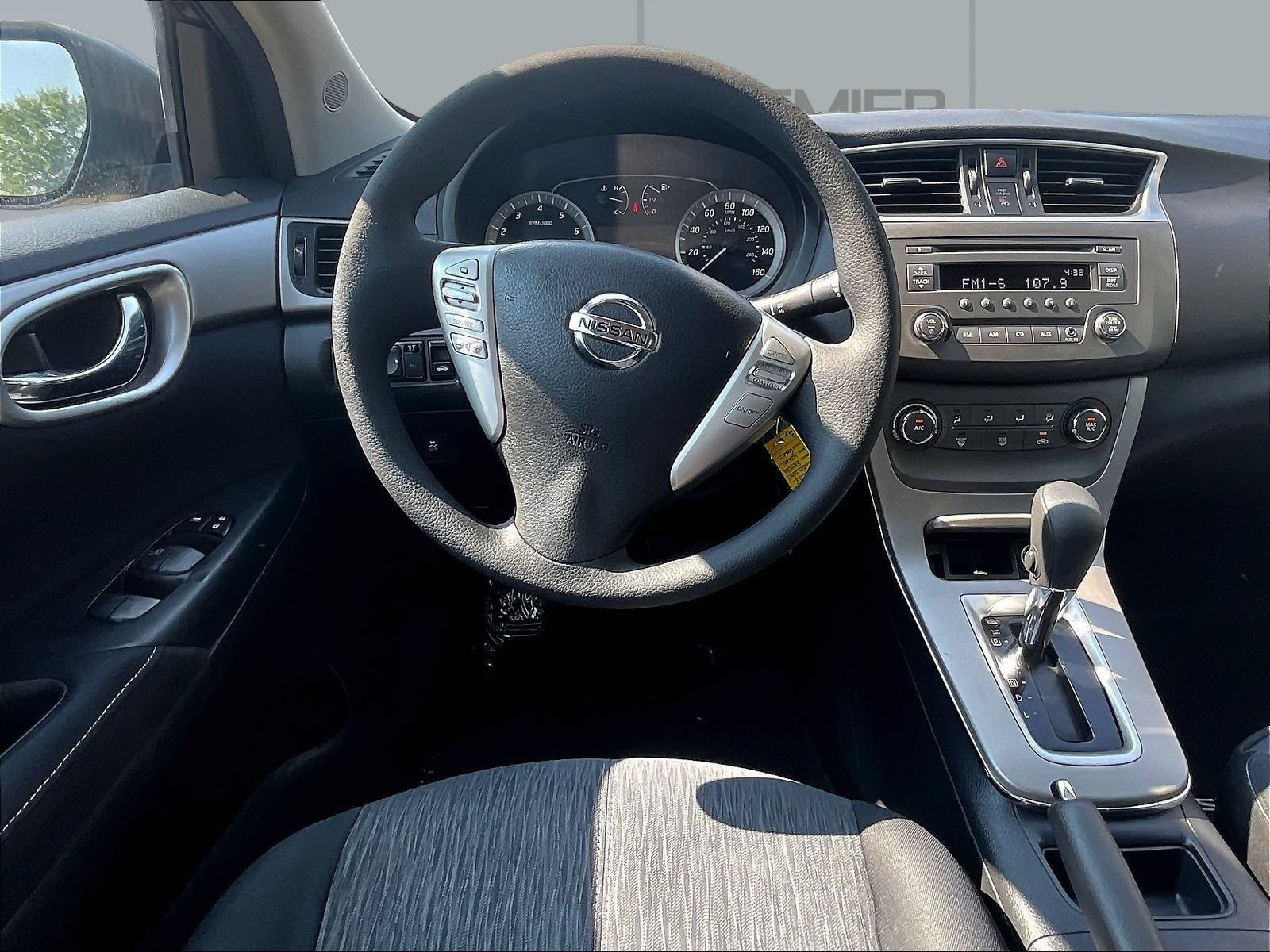 Used 2014 Nissan Sentra SV FWD image 10