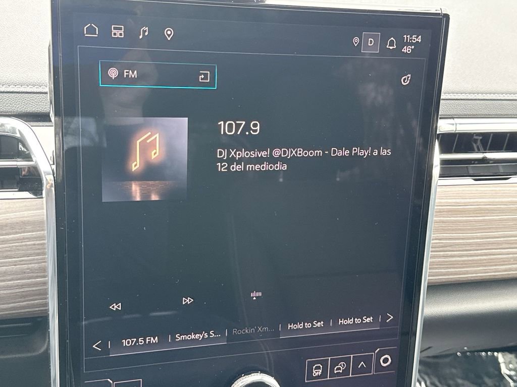 Used 2024 GMC Sierra EV Denali image 12