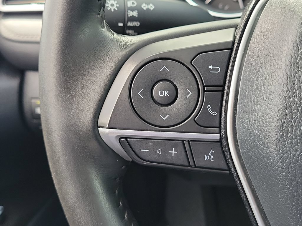 Certified 2023 Toyota Camry XLE FWD image 9