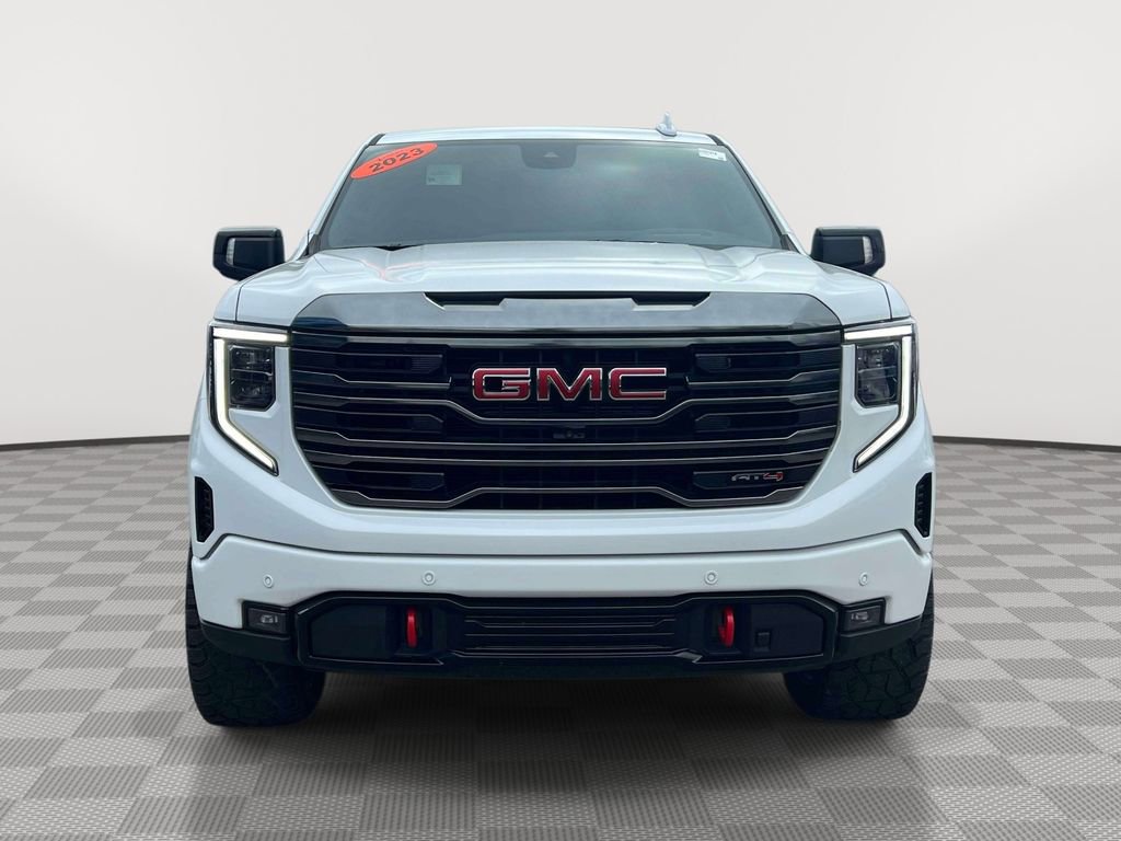 Used 2023 GMC Sierra 1500 AT4 w/ Technology Package AWD/4WD image 2