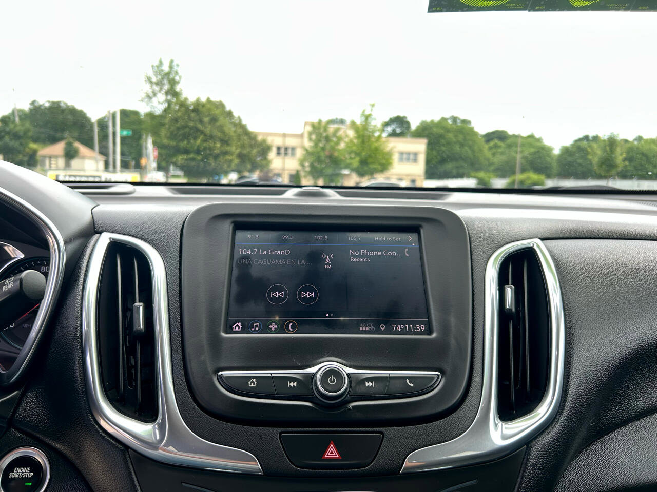 Used 2020 Chevrolet Equinox LT image 12