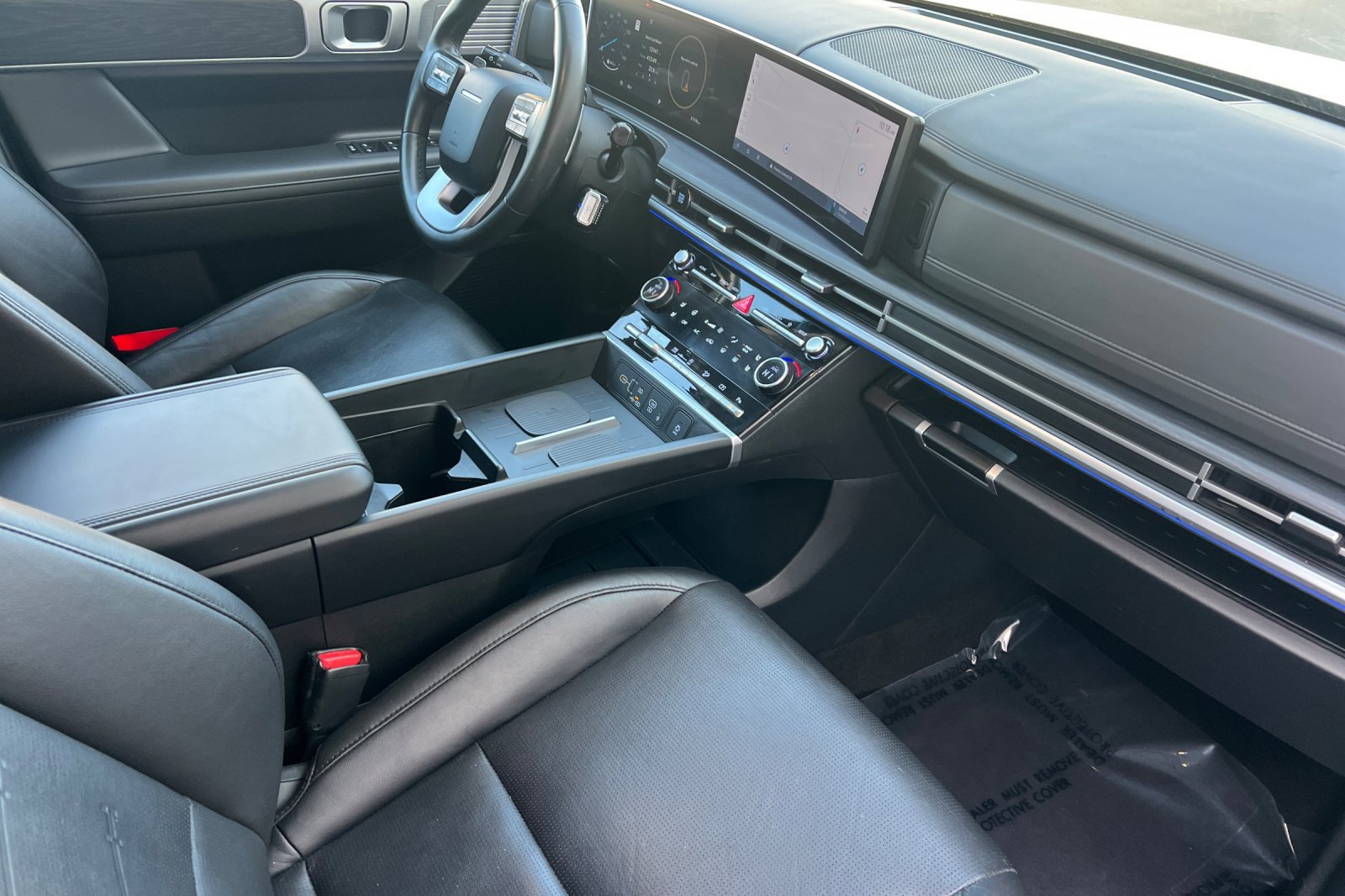 Used 2024 Hyundai Santa Fe Limited image 19