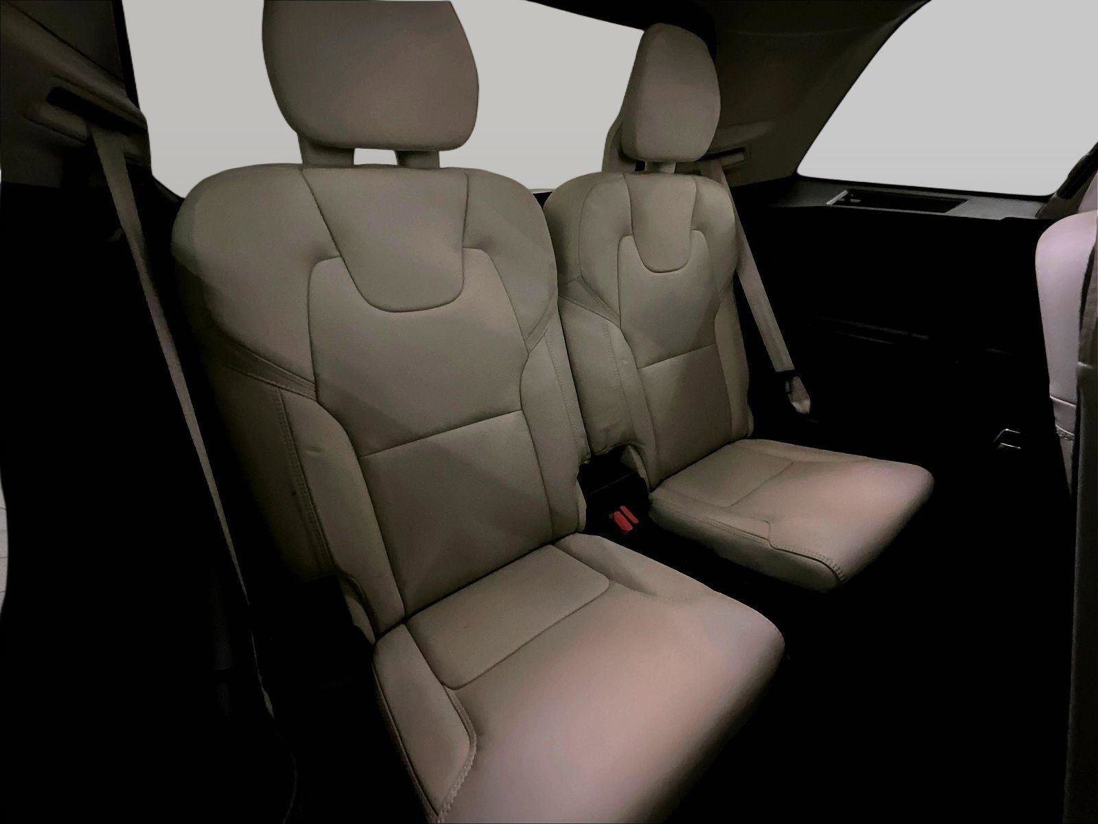 Used 2022 Volvo XC90 T6 Inscription w/ Advanced Package image 27