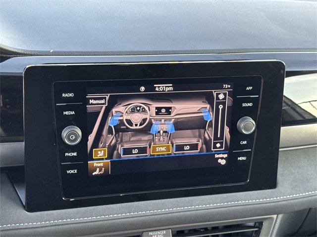 Used 2025 Volkswagen Taos SE image 12