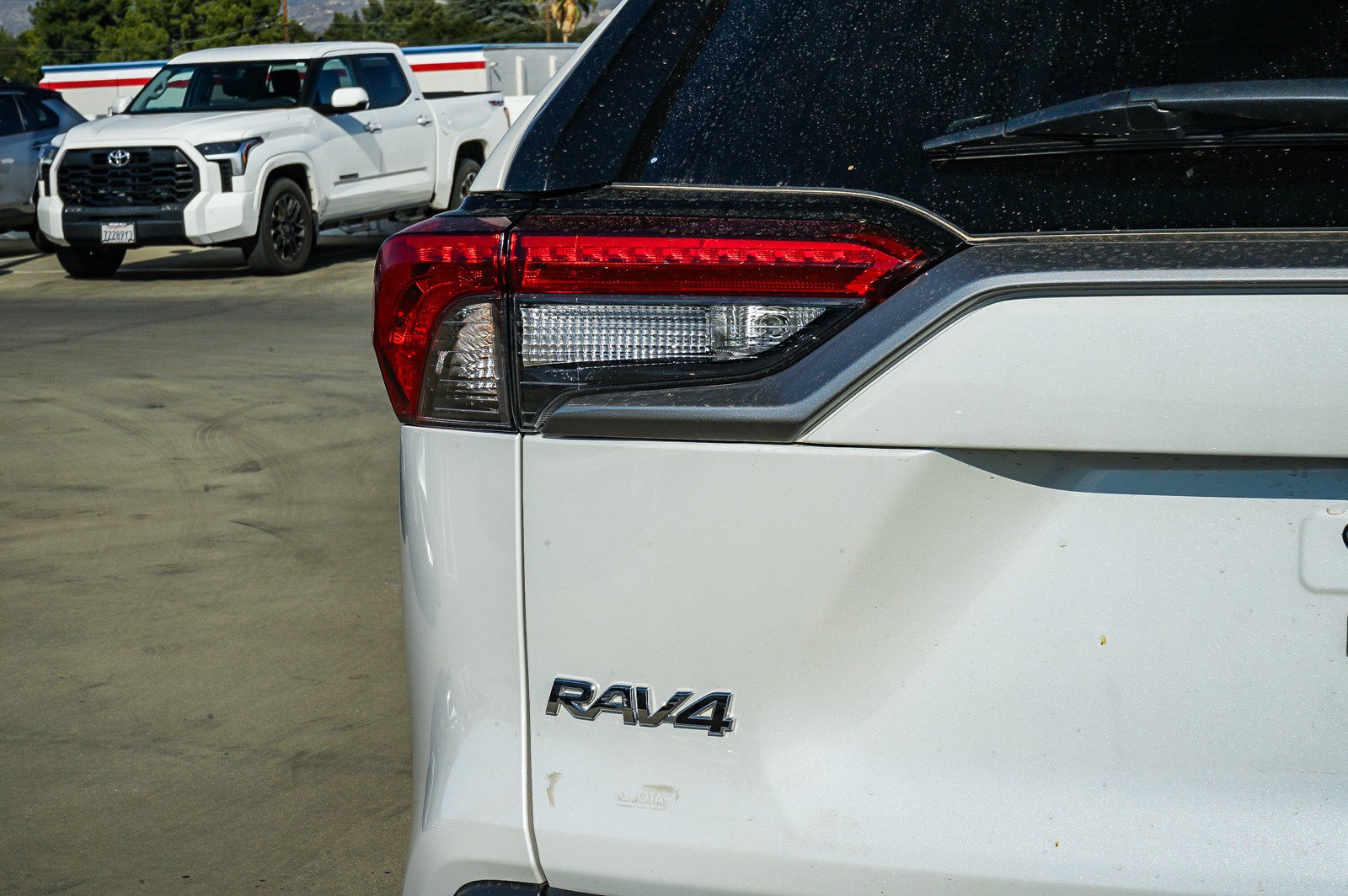 Used 2025 Toyota RAV4 Limited w/ Advanced Technology Package FWD image 8