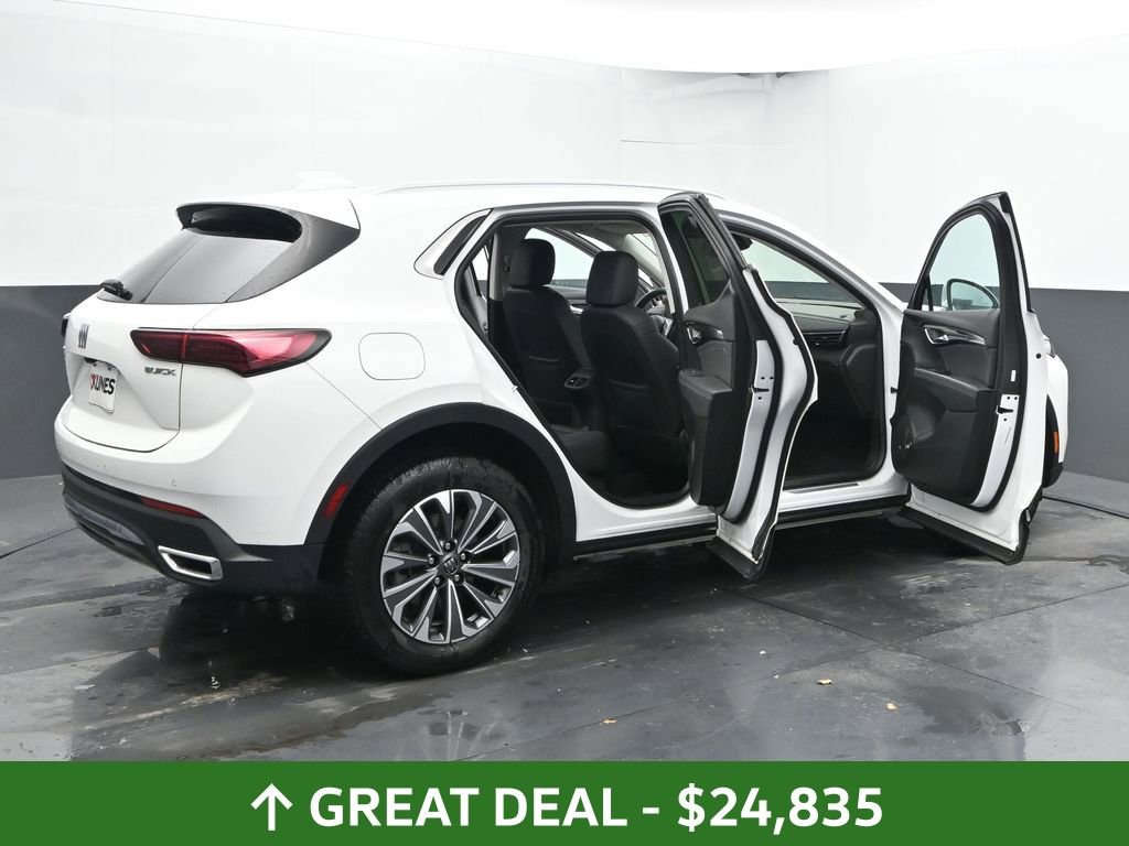 Used 2024 Buick Envision Preferred image 61