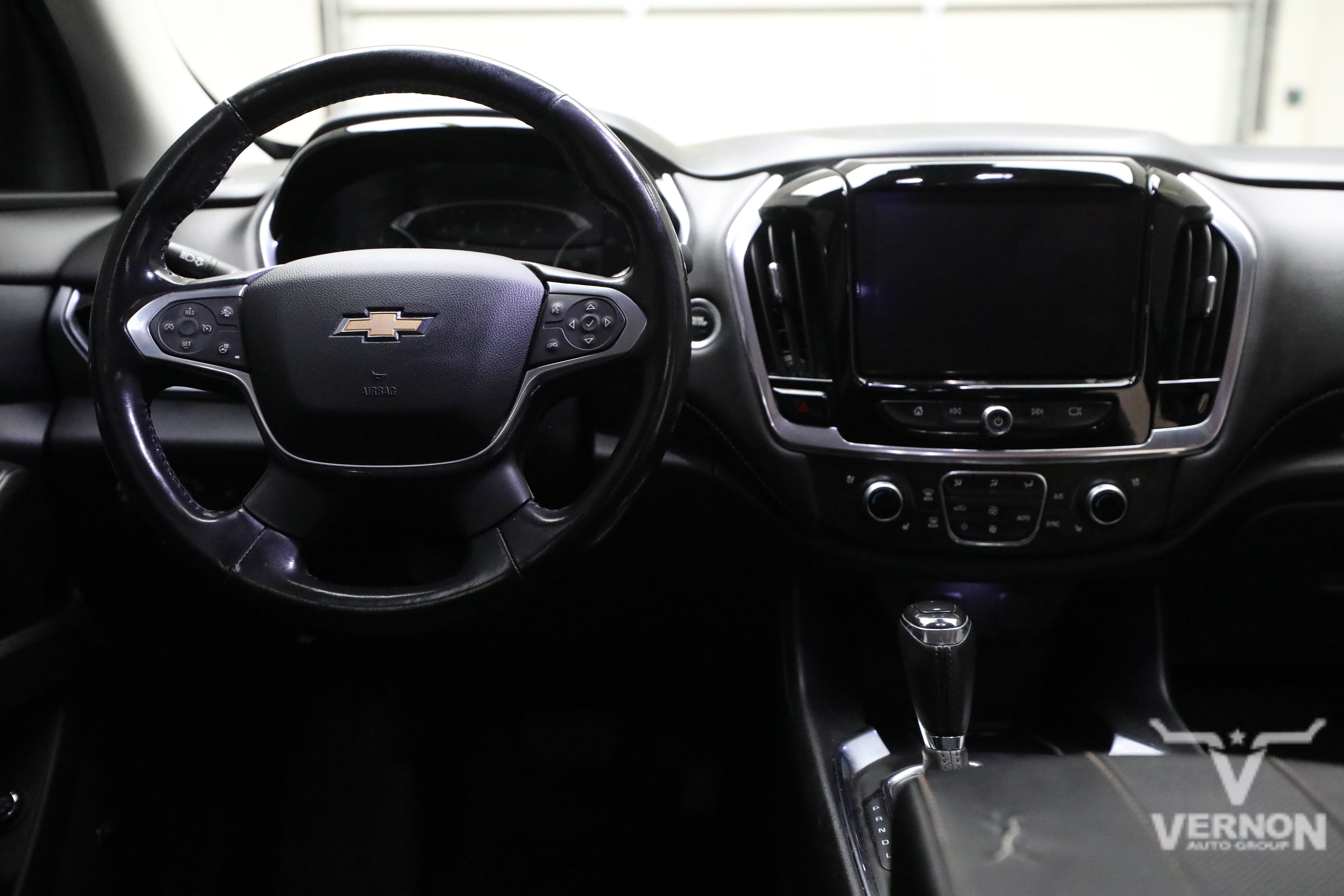 Used 2020 Chevrolet Traverse Premier w/ Redline Edition AWD/4WD image 23