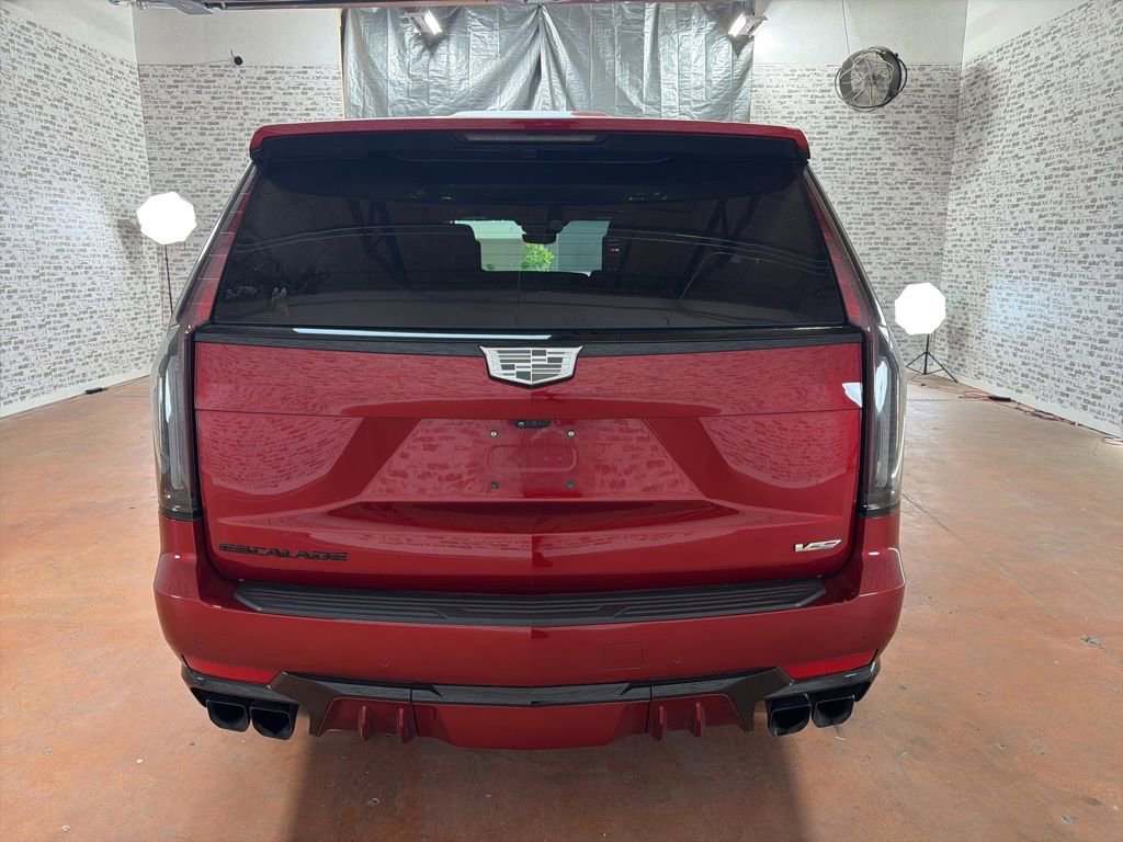 Used 2023 Cadillac Escalade V w/ LPO, ONYX Package AWD/4WD image 6