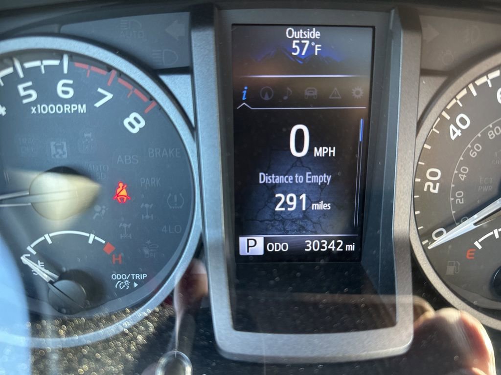 Used 2018 Toyota Tacoma TRD Off-Road w/ TRD Premium Off Road Package RWD image 13
