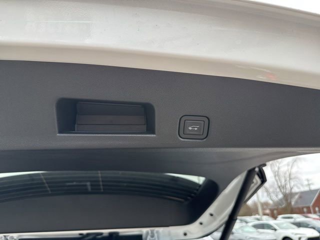 New 2026 Buick Enclave Preferred w/ Power Package image 10