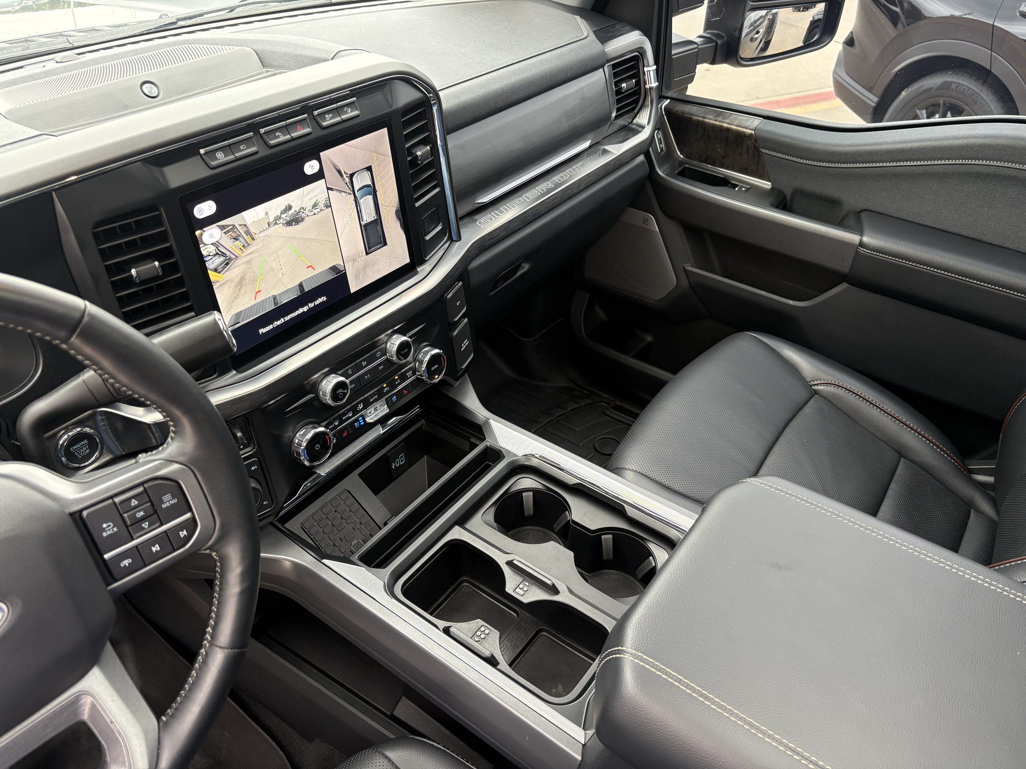 Used 2024 Ford F350 Lariat w/ Lariat Ultimate Package AWD/4WD image 18