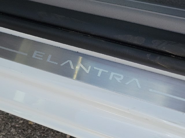 New 2026 Hyundai Elantra Sport FWD image 16