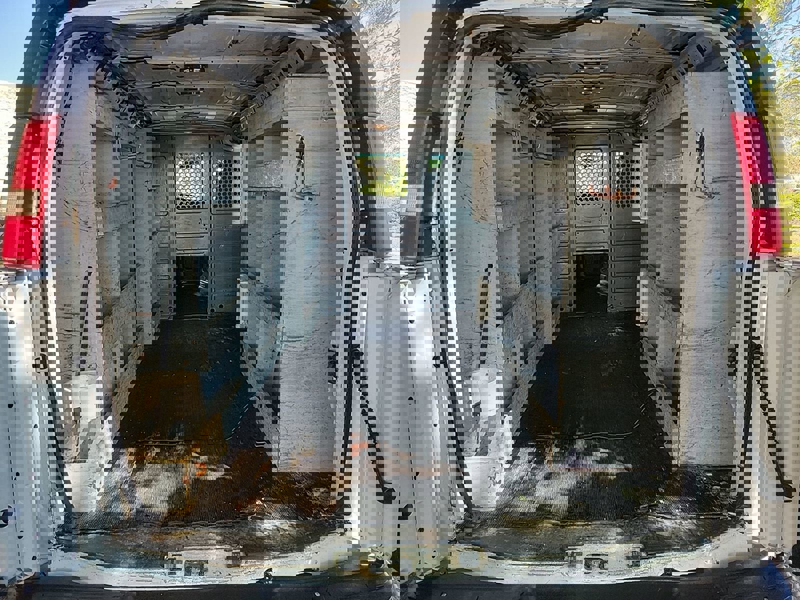 Used 2016 GMC Savana 2500 image 15