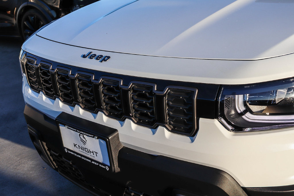 New 2026 Jeep Cherokee Laredo AWD/4WD image 6
