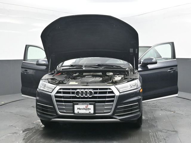Used 2020 Audi Q5 2.0T Premium w/ Convenience Package image 39