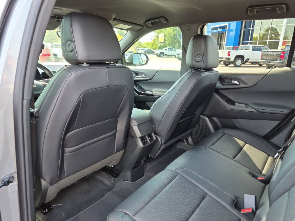 New 2027 Chevrolet Equinox LT w/ Convenience Package II FWD image 33