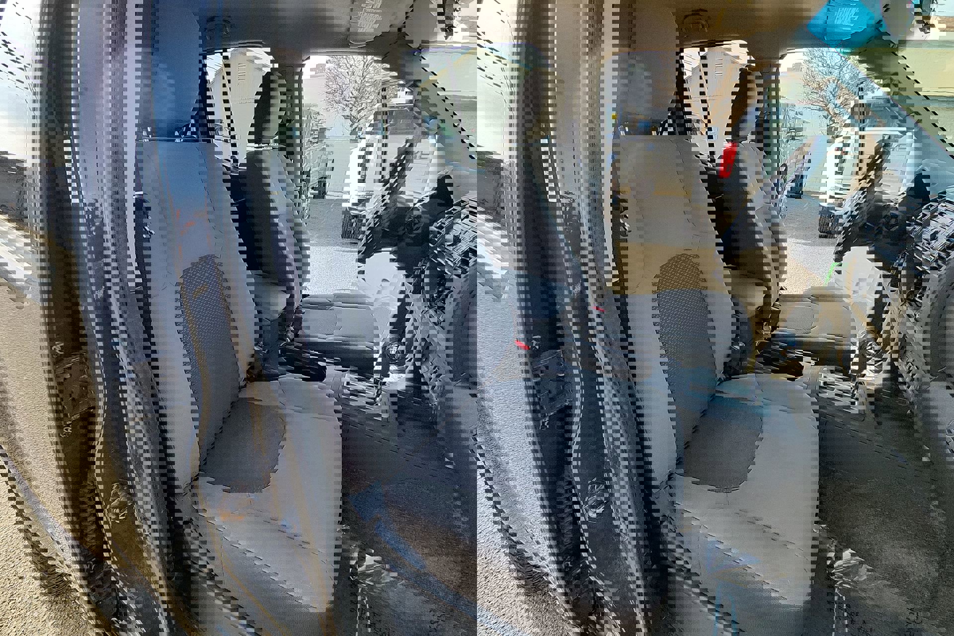 Used 2013 Nissan Xterra X image 23