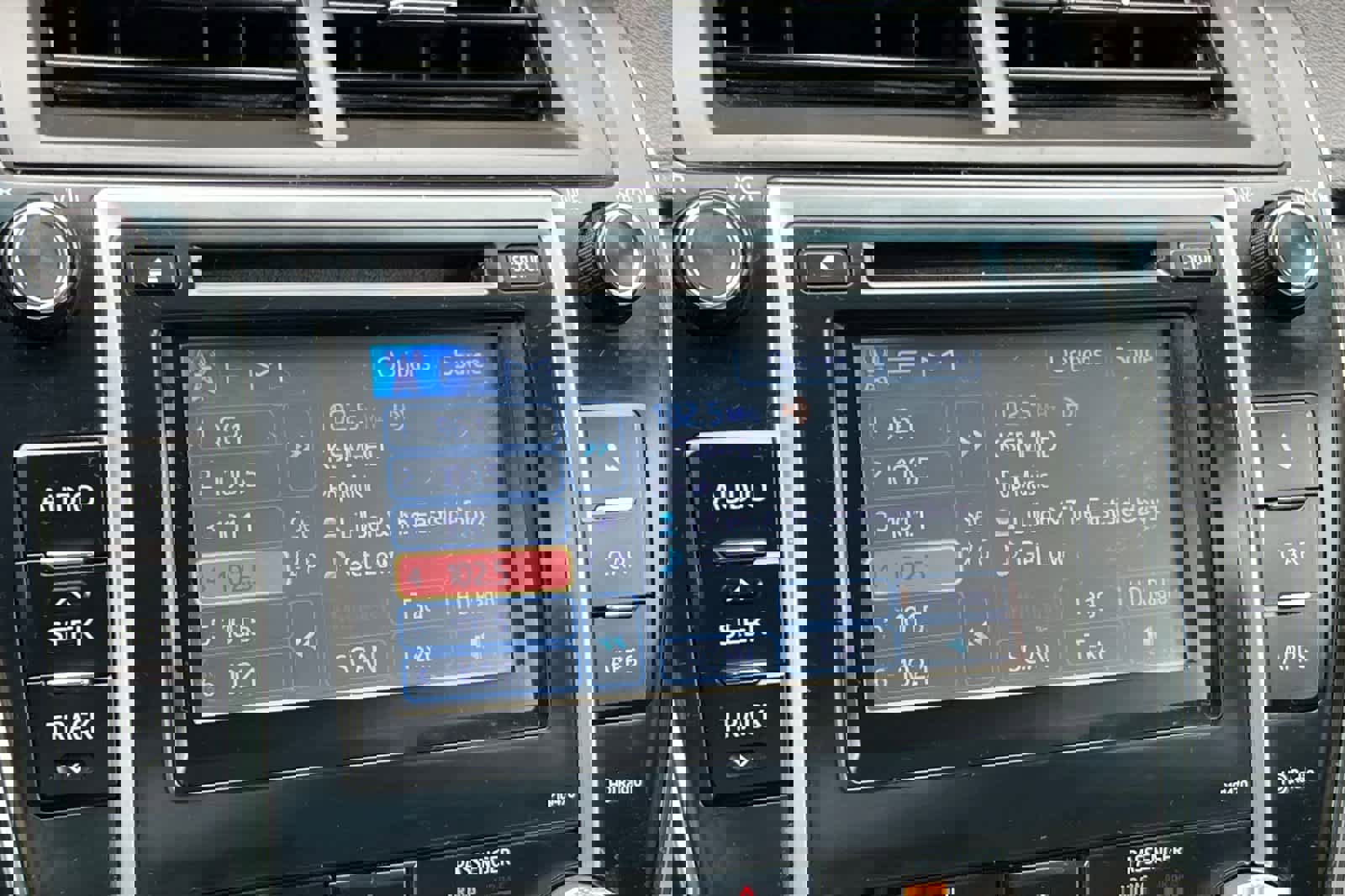 Used 2013 Toyota Camry SE w/ Convenience Pkg image 18