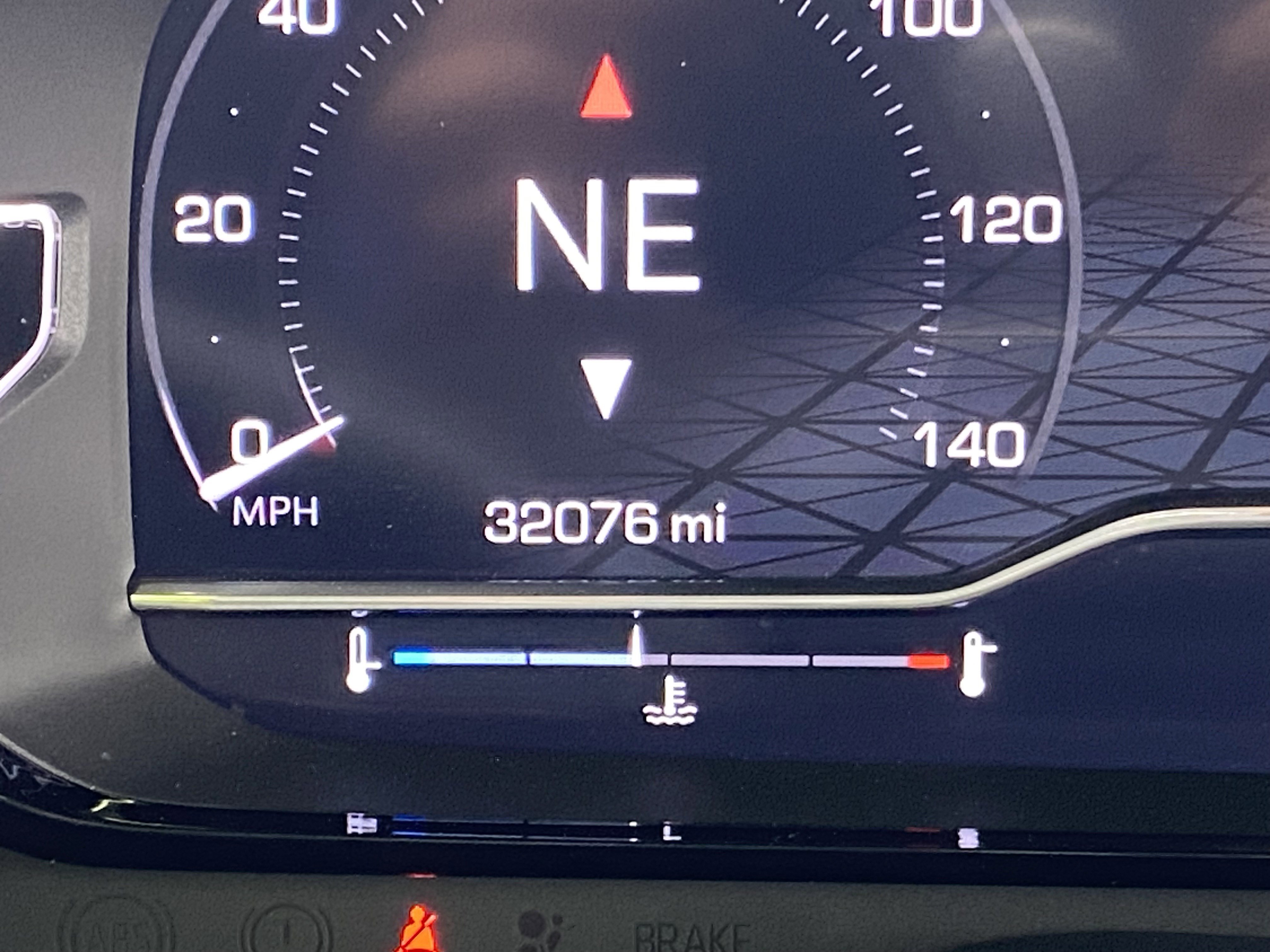 Used 2023 GMC Yukon Denali w/ Denali Reserve Package image 23