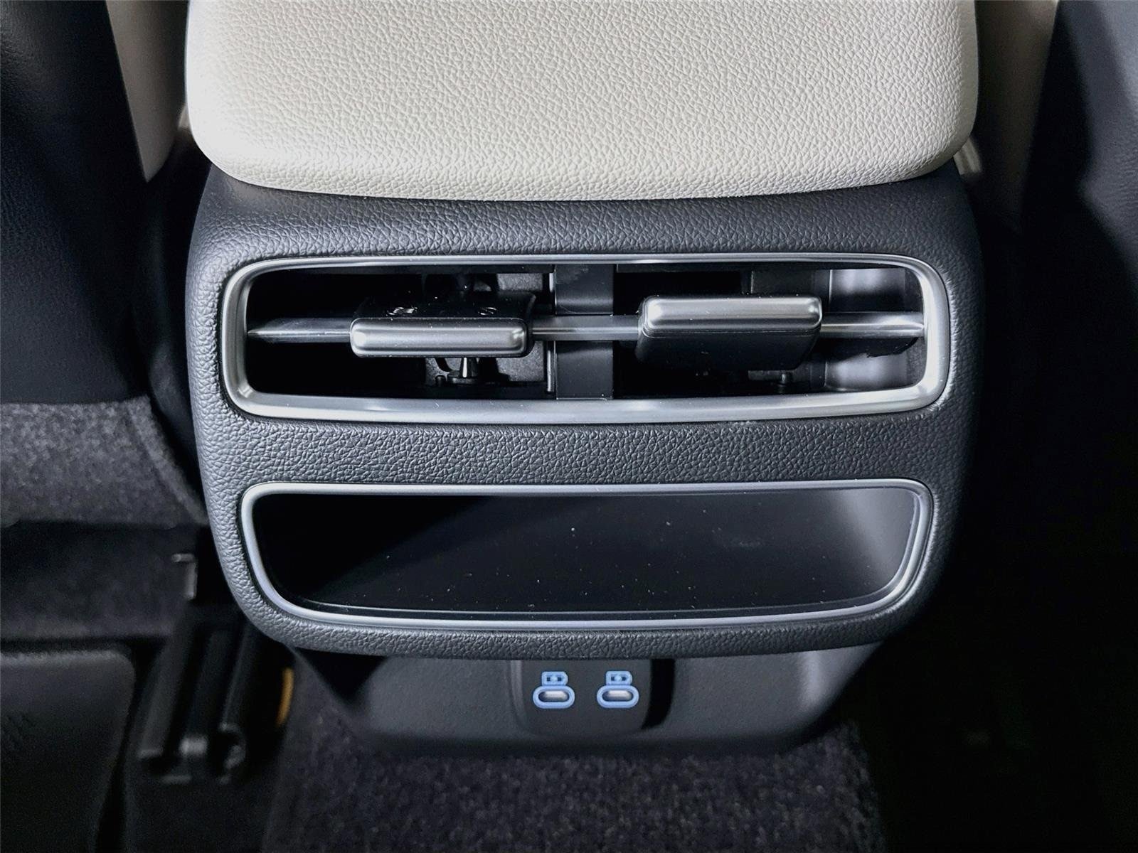 New 2027 Genesis GV70 2.5T AWD/4WD image 25