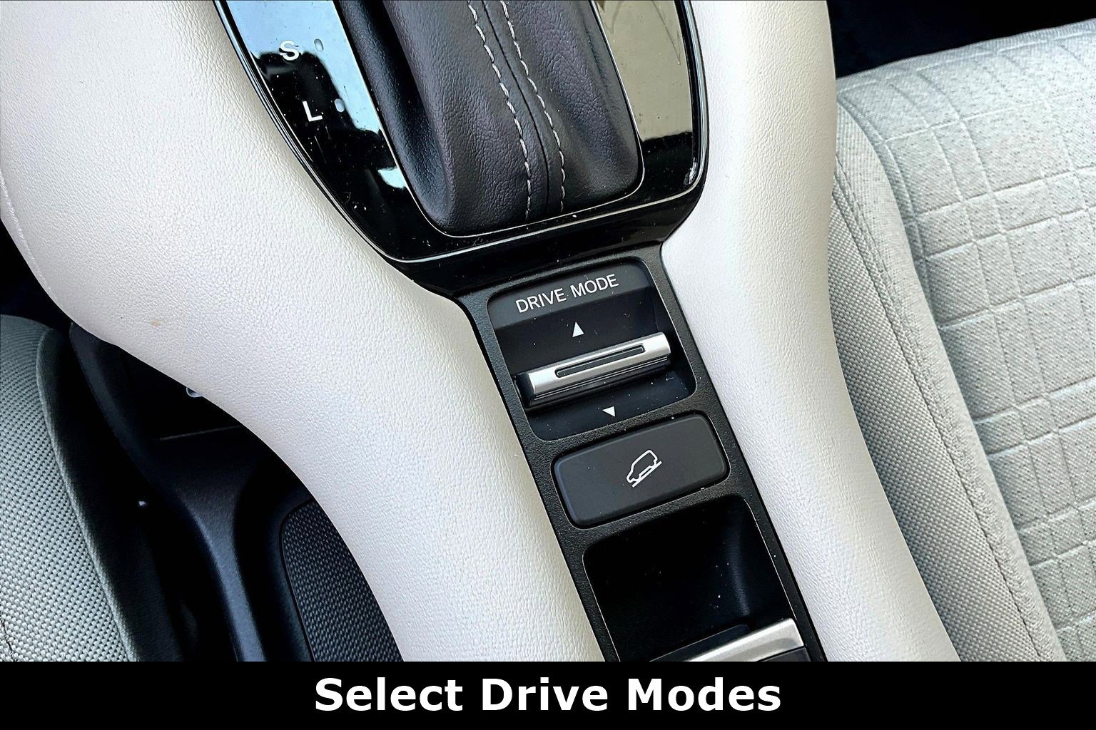Used 2024 Honda HR-V LX image 14