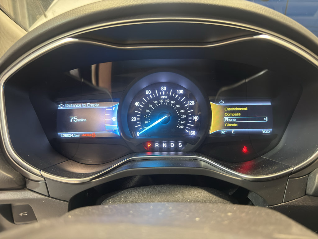 Used 2016 Ford Fusion Titanium FWD image 18