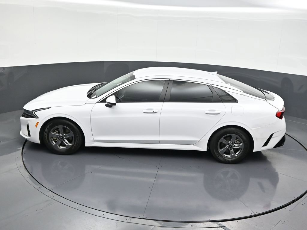 Used 2023 Kia K5 LXS image 16
