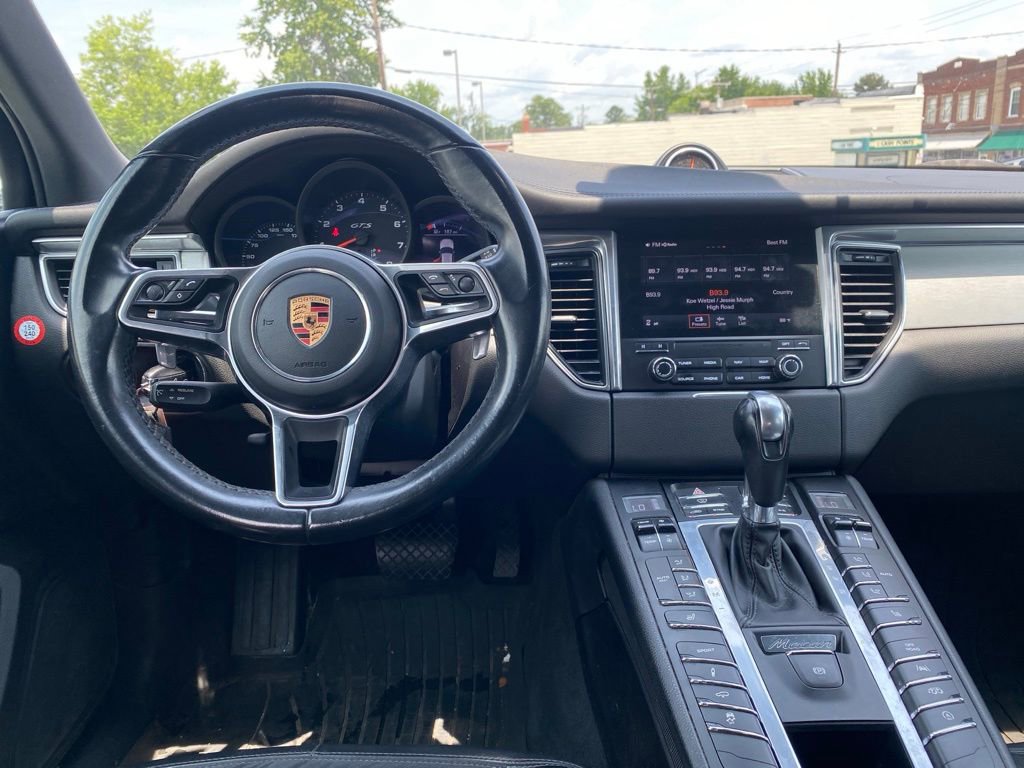 Used 2017 Porsche Macan GTS AWD/4WD image 14