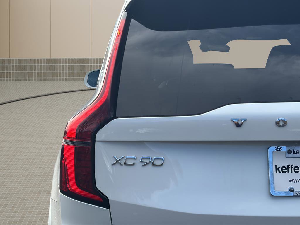 Used 2025 Volvo XC90 T8 Ultra image 45