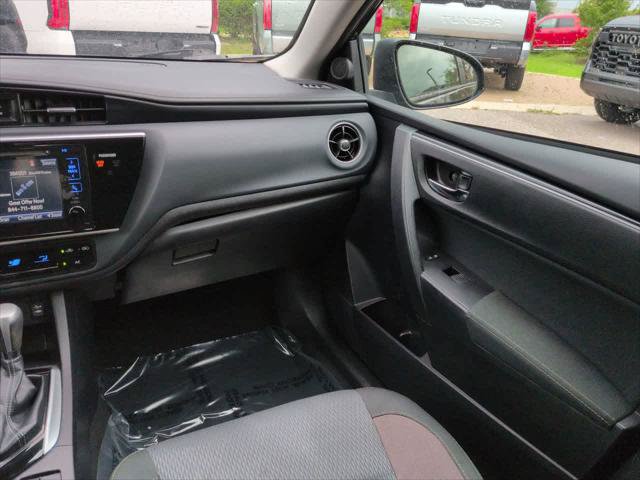 Certified 2017 Toyota Corolla LE w/ LE Premium Package w/Moonroof FWD image 16