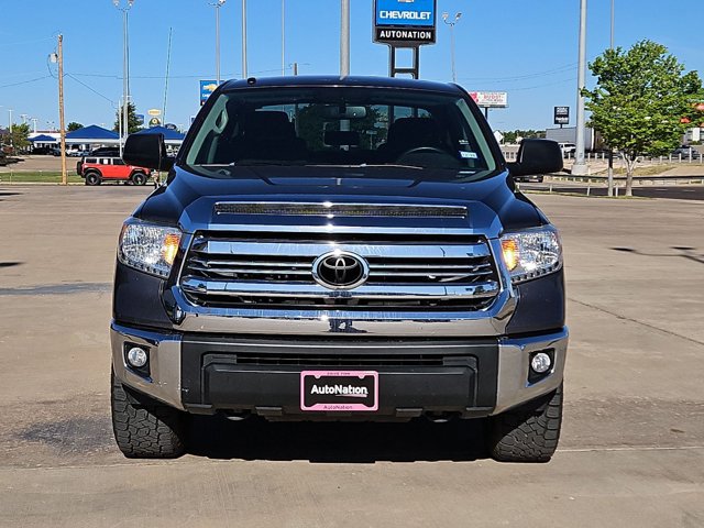 Used 2017 Toyota Tundra SR5 w/ SR5 Upgrade Package AWD/4WD image 2