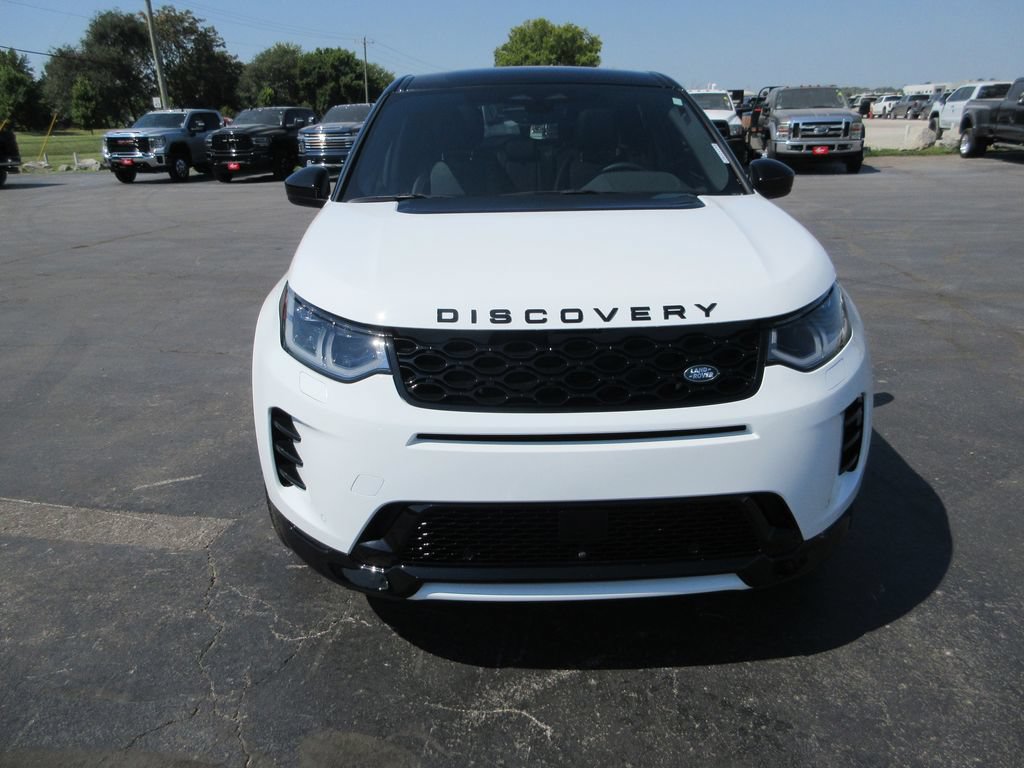 Used 2025 Land Rover Discovery Sport Dynamic SE AWD/4WD image 11