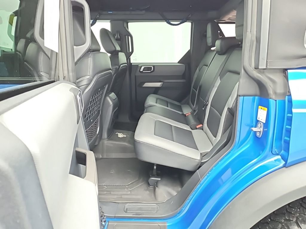 Used 2022 Ford Bronco Black Diamond image 39