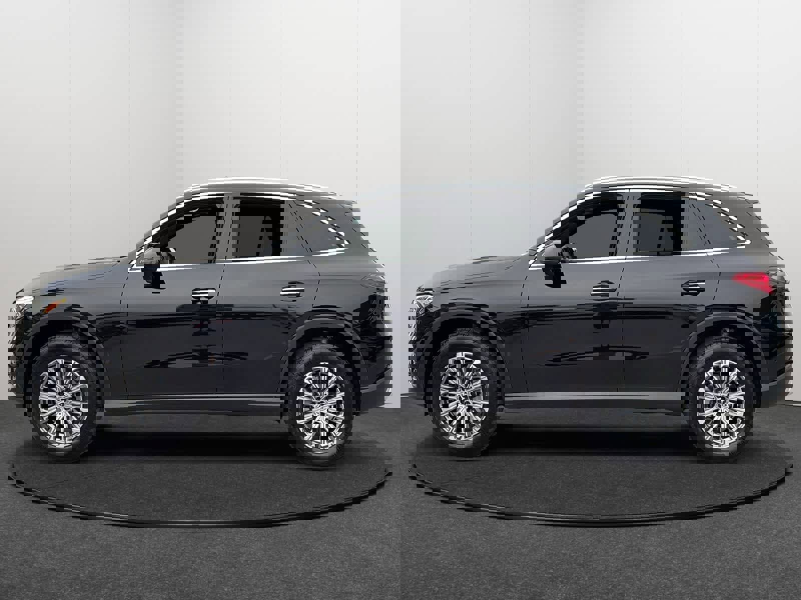 New 2026 Mercedes-Benz GLC 300 4MATIC image 3