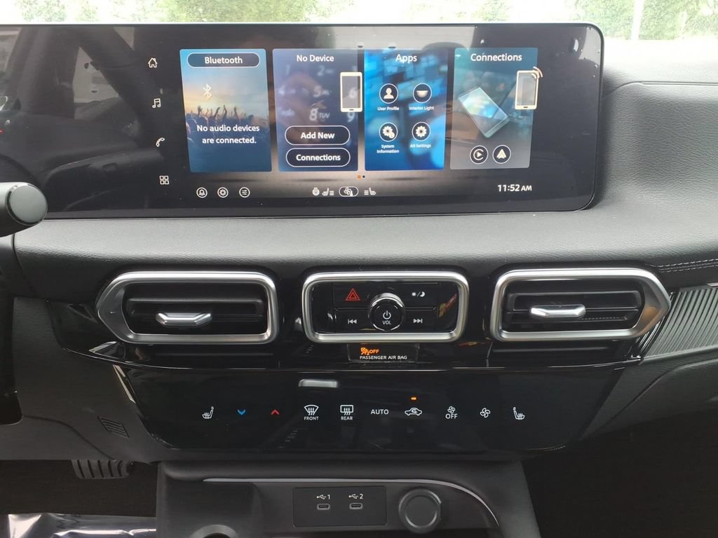 New 2026 Nissan Sentra SV w/ SV Convenience Package FWD image 24