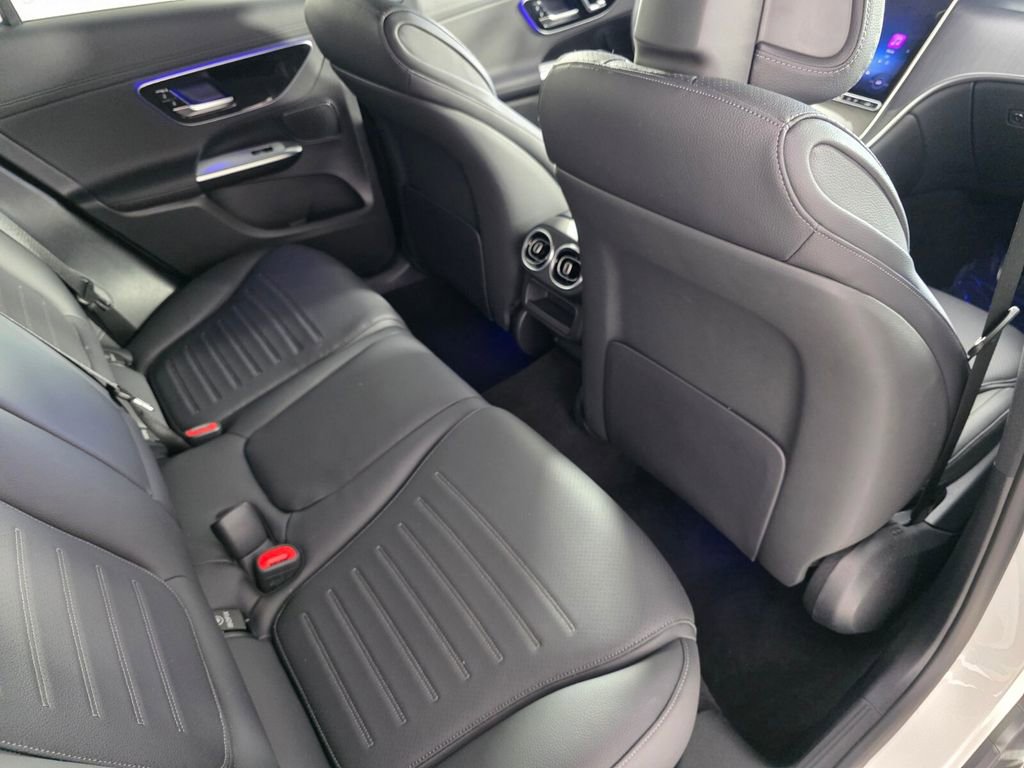 Certified 2025 Mercedes-Benz GLC 300 image 24