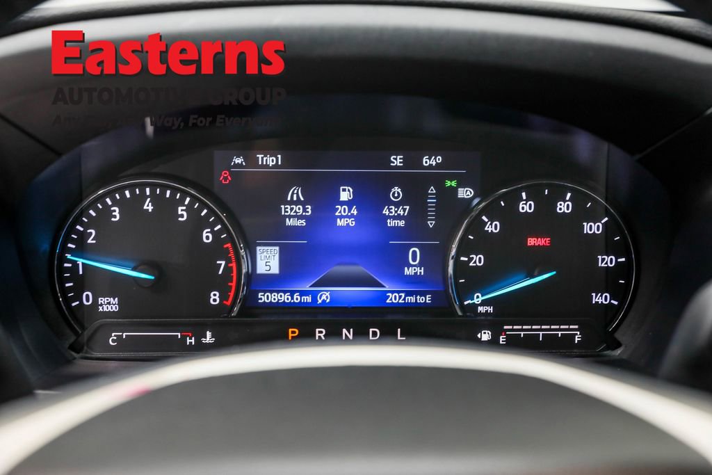 Used 2023 Ford Explorer Limited AWD/4WD image 18