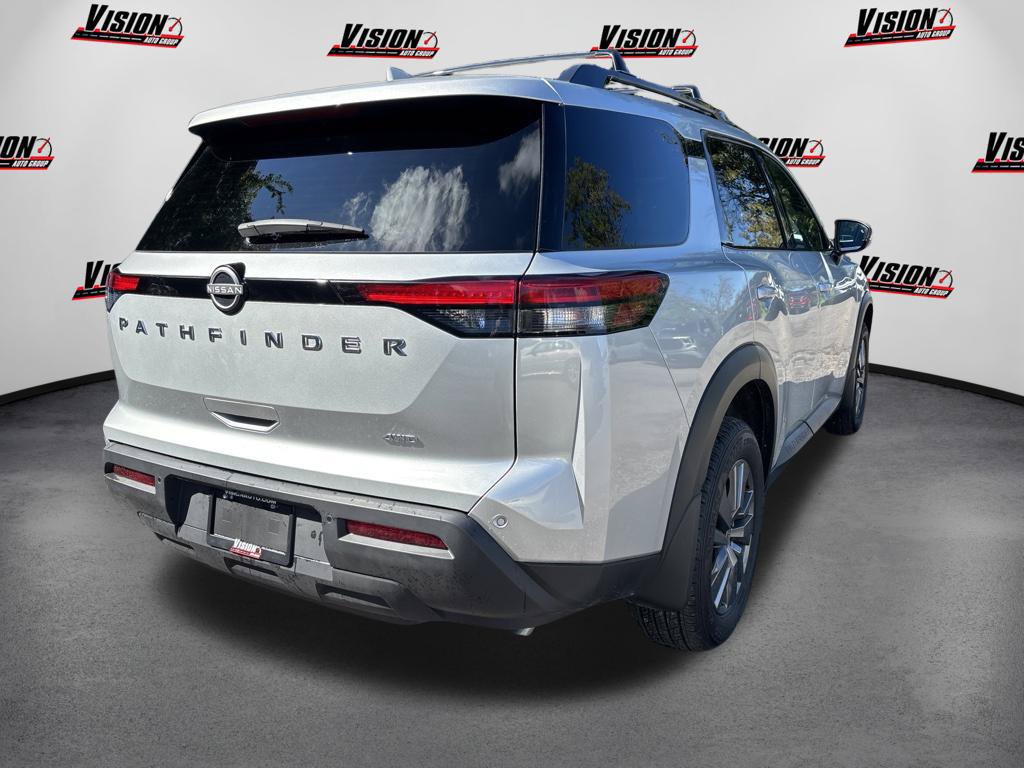 Certified 2025 Nissan Pathfinder SV AWD/4WD image 5