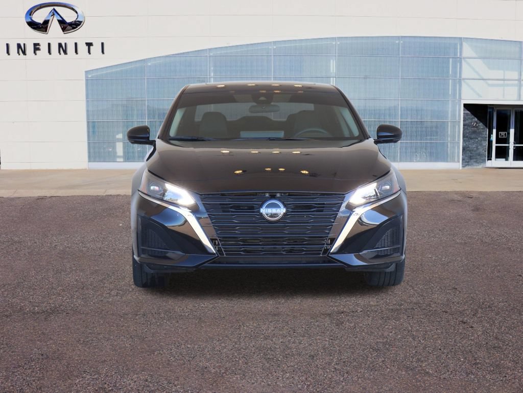 Used 2025 Nissan Altima 2.5 SL AWD/4WD image 54