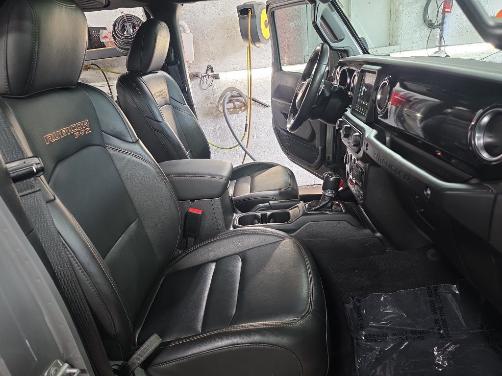 Used 2023 Jeep Wrangler Unlimited Rubicon 392 w/ Xtreme Recon 35" Tire Package AWD/4WD image 10
