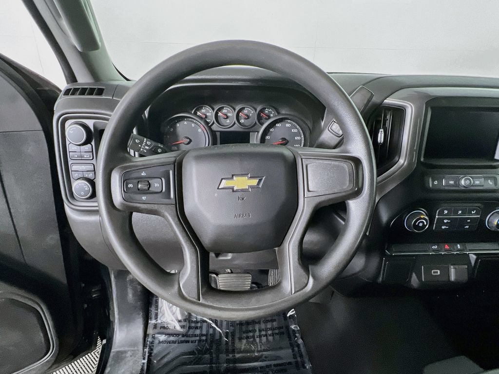 Certified 2020 Chevrolet Silverado 1500 Custom w/ Custom Value Package AWD/4WD image 10